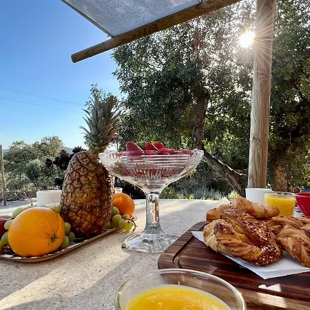 Villa Pequeno Paraiso, 6 Guests,